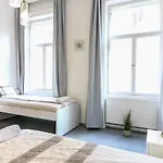 Apartman Real Hegedű