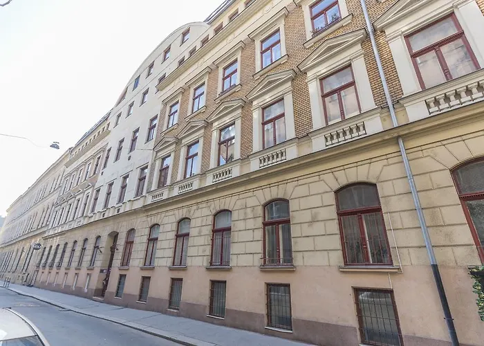 Lägenhet Real Hegedu Budapest
