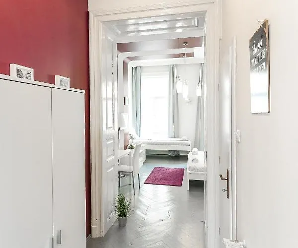 דירה Real Hegedu בודפשט