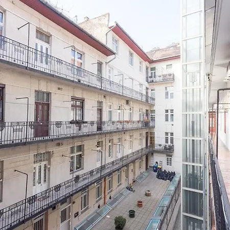 Apartment Real Hegedu