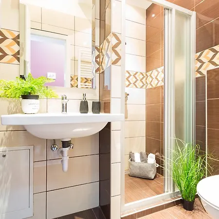 Real Hegedu Apartment Budapest