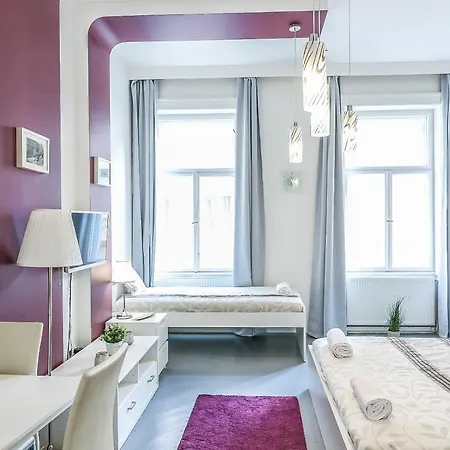 Apartment Real Hegedu *