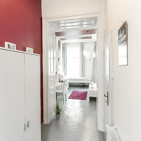Apartment Real Hegedu Budapest